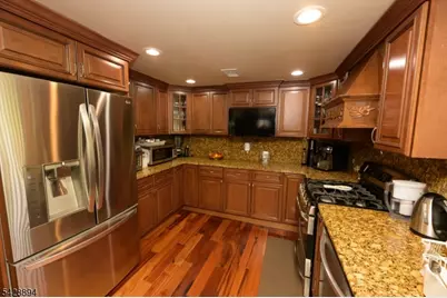 487 Macarthur Ave, Garfield, NJ 07026 - Photo 20