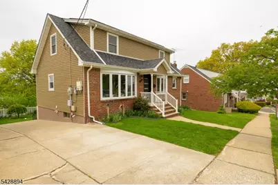 487 Macarthur Ave, Garfield, NJ 07026 - Photo 2
