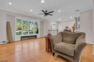 42 Crest Dr, Bernards Township, NJ 07920 - Photo 8