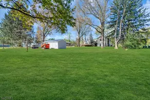 42 Crest Dr, Bernards Township, NJ 07920 - Photo 32