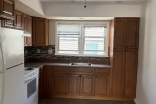 275 Rhode Island Ave, East Orange, NJ 07018 - Photo 2