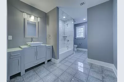 8 Travers Ave, Edison, NJ 08817 - Photo 12