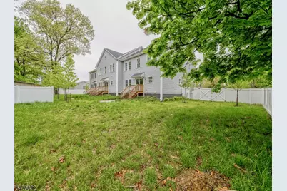 8 Travers Ave, Edison, NJ 08817 - Photo 18