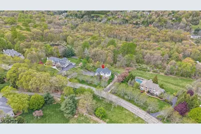 6 Wolfe Run Ct, Washington Township, NJ 07853 - Photo 42
