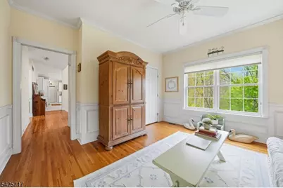 6 Wolfe Run Ct, Washington Township, NJ 07853 - Photo 8