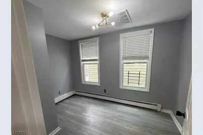 280 S 6th St Unit #2, Newark, NJ 07103 - Photo 4
