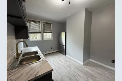 280 S 6th St Unit #2, Newark, NJ 07103 - Photo 10