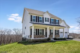 37 Esposito Ln, Roxbury Township, NJ 07850 - Photo 2