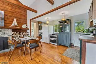 351 E Lakeshore Dr, Vernon, NJ 07422 - Photo 10