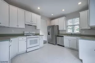 60 Brock Ln, Mount Olive, NJ 07840 - Photo 28