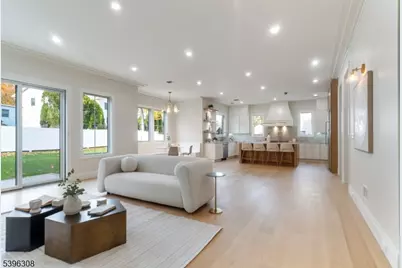 333 Harrison St, Paramus, NJ 07652 - Photo 16
