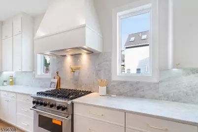 333 Harrison St, Paramus, NJ 07652 - Photo 18