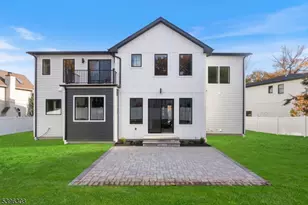 333 Harrison St, Paramus, NJ 07652 - Photo 48