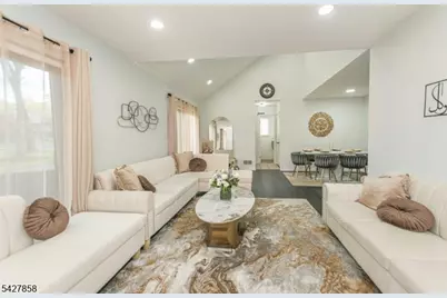 1B Yacenda Dr #B, Parsippany, NJ 07950 - Photo 6