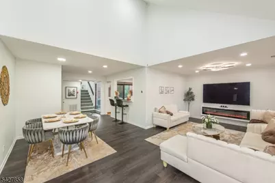 1B Yacenda Dr #B, Parsippany, NJ 07950 - Photo 1