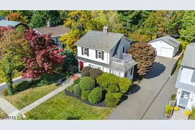 19 Carolin Rd, Montclair, NJ 07043 - Photo 40