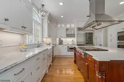 82 Woodman Ln, Bernards Township, NJ 07920 - Photo 18
