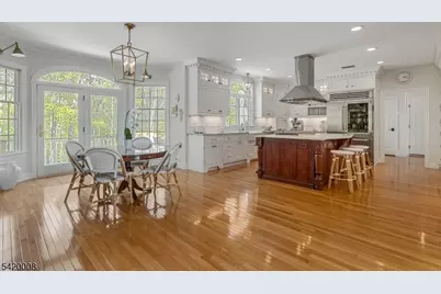 82 Woodman Ln, Bernards Township, NJ 07920 - Photo 4