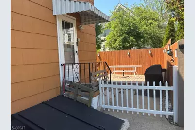 511 E 2nd St, Bound Brook, NJ 08805 - Photo 14