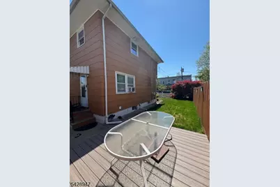 511 E 2nd St, Bound Brook, NJ 08805 - Photo 12