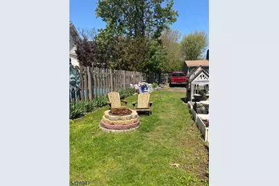 511 E 2nd St, Bound Brook, NJ 08805 - Photo 8
