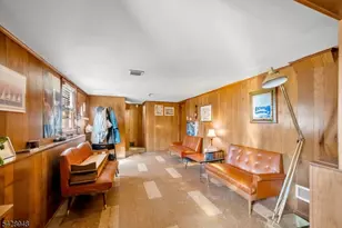 204 Tryon Pl, Paramus, NJ 07652 - Photo 16