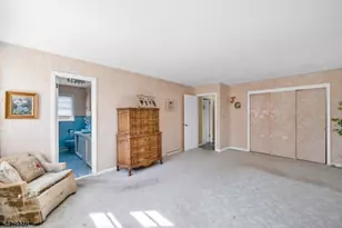 204 Tryon Pl, Paramus, NJ 07652 - Photo 22