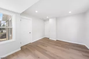 55 Kenmore Ave, Newark, NJ 07106 - Photo 10
