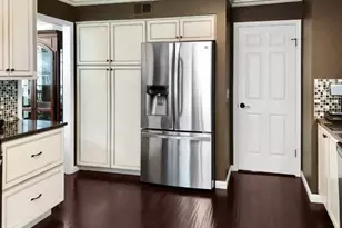 111 Autumn Ridge Rd, Bedminster Township, NJ 07921 - Photo 2