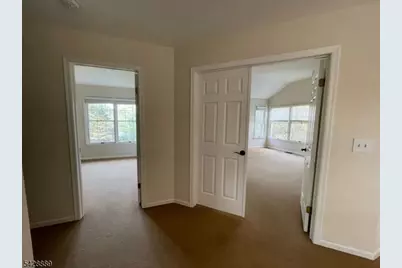 111 Autumn Ridge Rd, Bedminster Township, NJ 07921 - Photo 12