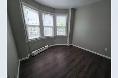 105 E Westfield Ave, Roselle Park, NJ 07204 - Photo 16