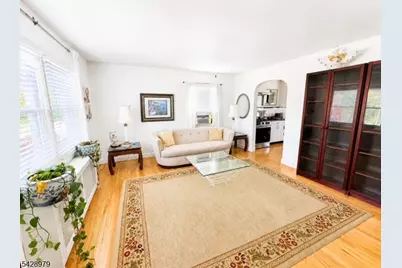 8 Blake Ave, Franklin Township, NJ 08873 - Photo 6