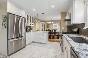 85 Irving Ave, Livingston, NJ 07039 - Photo 10