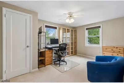 85 Irving Ave, Livingston, NJ 07039 - Photo 20