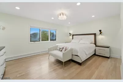 26 Madison Ave, Hasbrouck Heights, NJ 07604 - Photo 18