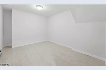 26 Madison Ave, Hasbrouck Heights, NJ 07604 - Photo 28