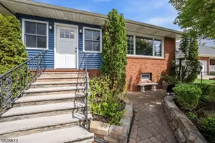 5 Rhode St, Sayreville, NJ 08872 - Photo 2