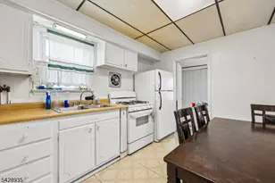 50 Preston St, Ridgefield, NJ 07660 - Photo 18