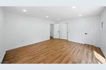 34 North St, Bloomsbury, NJ 08804 - Photo 4