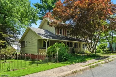 34 North St, Bloomsbury, NJ 08804 - Photo 12