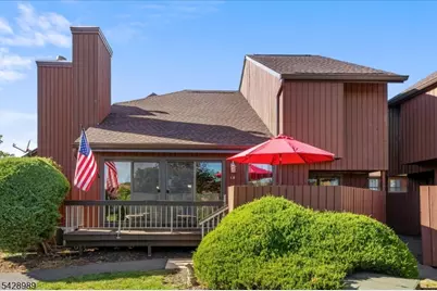53 Taurus Dr #D, Hillsborough Township, NJ 08844 - Photo 2