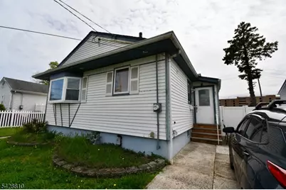 831 Smith St, Linden, NJ 07036 - Photo 1