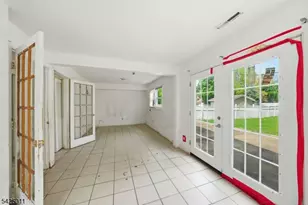105 Berger St, Franklin Township, NJ 08873 - Photo 6