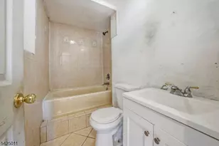 105 Berger St, Franklin Township, NJ 08873 - Photo 12