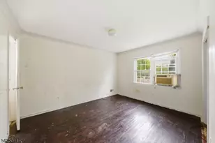 105 Berger St, Franklin Township, NJ 08873 - Photo 24