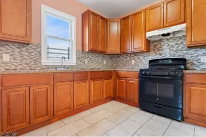 87 Columbia Ave #3, Newark, NJ 07106 - Photo 6