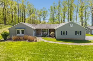 352 Bellis Rd, Holland Township, NJ 08804 - Photo 1