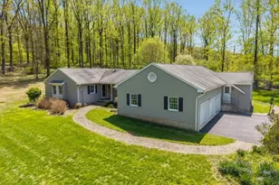 352 Bellis Rd, Holland Township, NJ 08804 - Photo 2