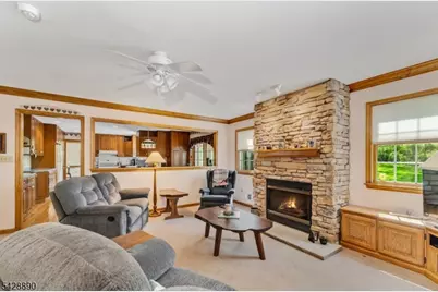 352 Bellis Rd, Holland Township, NJ 08804 - Photo 8