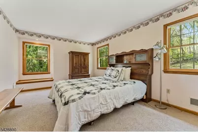 352 Bellis Rd, Holland Township, NJ 08804 - Photo 16